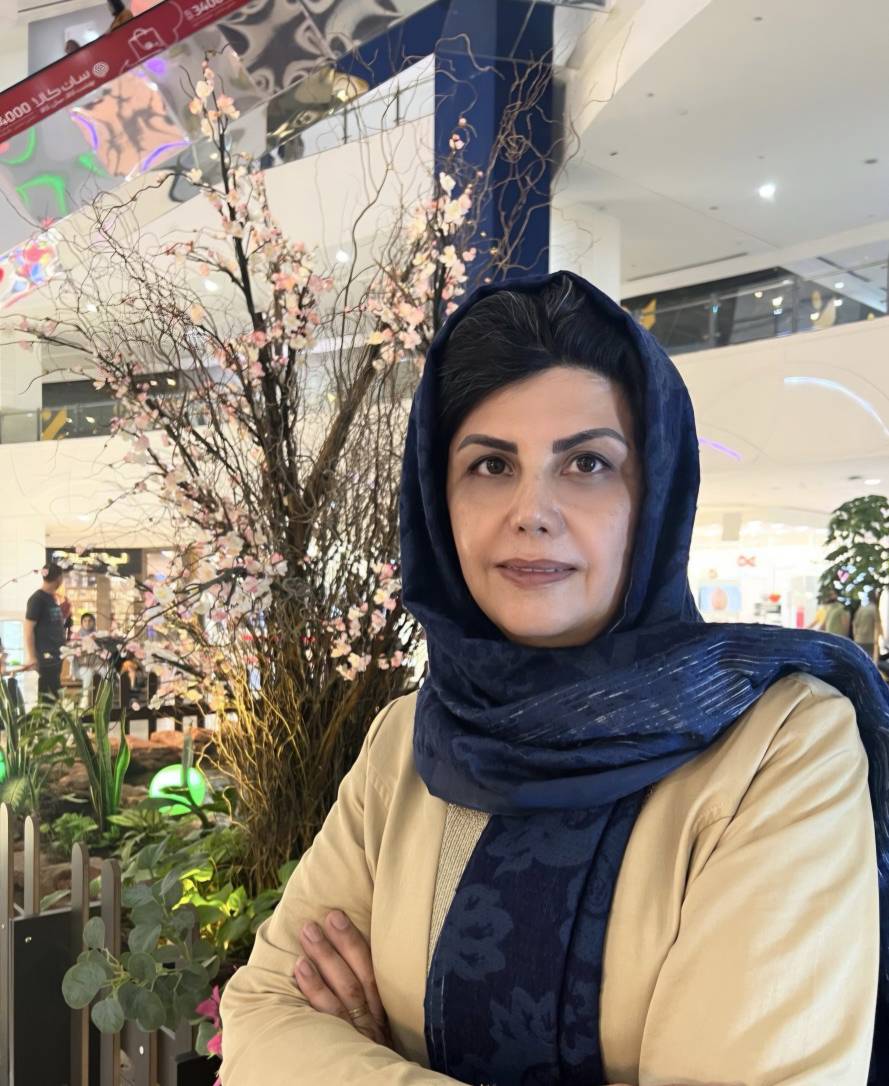 مینا منتظری